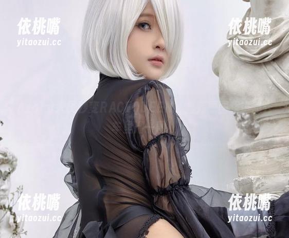Azami Azami大凤秒变RACEQUEEN,看完原图我也想去车里溜一圈!