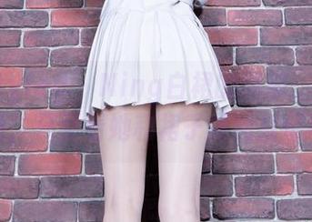 Beautyleg – Ning白裙的图册：没有复杂剧情，只要看她和裙子如何打情骂俏！