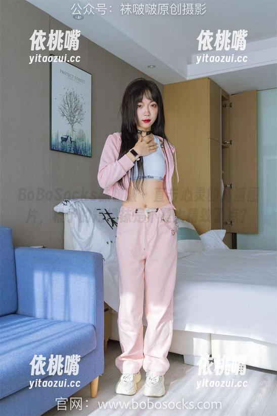 BoBoSocks袜啵啵-稚予 BoBoSocks袜啵啵 - 直击心灵的高清图片,稚予的短棉袜是不是太精致了点?