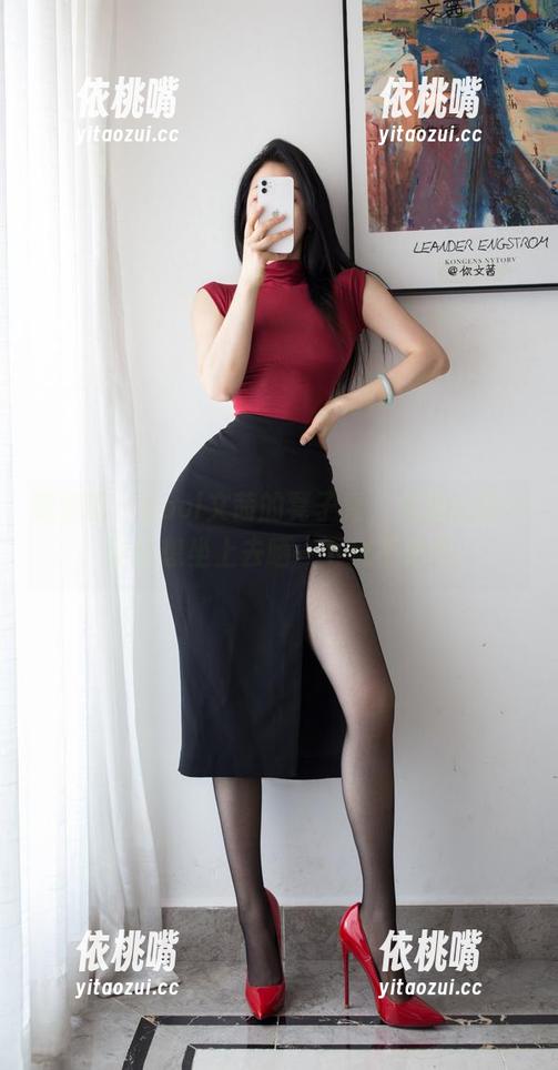 Cool文茜 微密圈 - Cool文茜的凳子秀,免费的图包,让你想坐上去晒一下也不错吧!