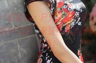 MyGirl美媛馆 – 户外冒险纪录片：唐琪儿il在风中飞舞，来张图片让我下载去当桌面！