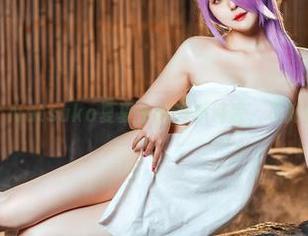 海边资源，Natsuko夏夏子的当季清凉，不知你爱不爱。