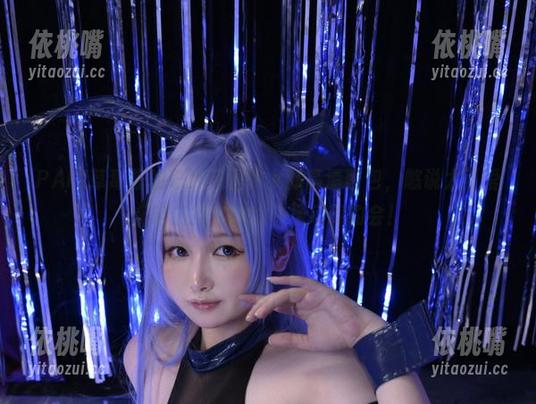 PAKI草莓酱 PAKI草莓酱的奇妙花园兔女郎高清图包,憋说太可爱,咱们得先预约一场草莓约会!
