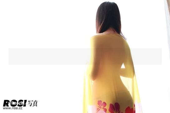 ROSI-恋恋 ROSI - “这妹子,真有一手”,恋恋最新写真集值得一瞧!