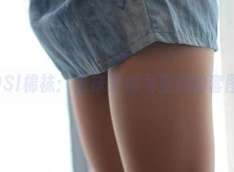 ROSI棉袜：当袜子成为星星的套图时
