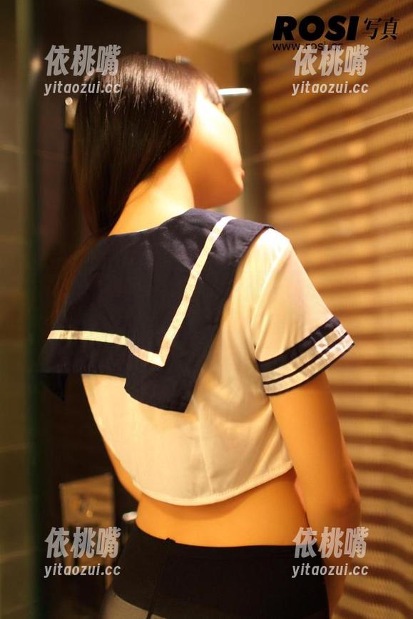 ROSI写真 ROSI提供的一档修女资源,滴水不漏的纯洁与大胆的反差