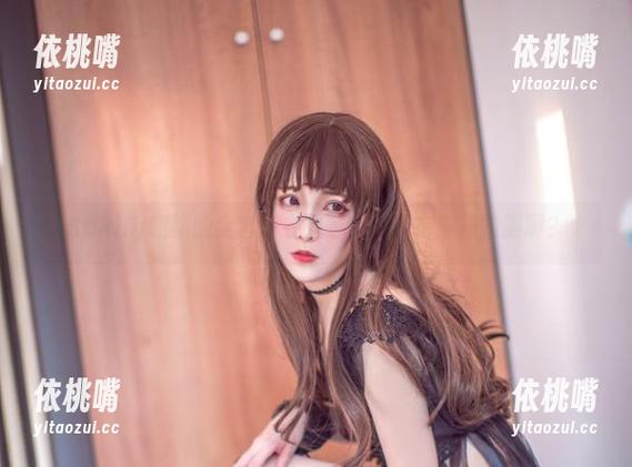 Sakiiii翎柒 Sakiiii翎柒的全套睡衣图包,谁还在穿拖拉服啊?