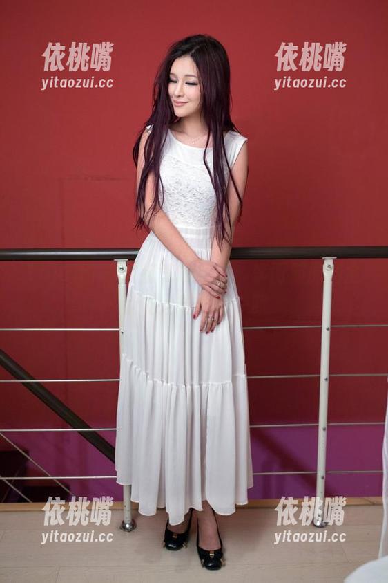 TuiGirl-李丽莎 TuiGirl - 姐姐气场全开,李丽莎原图全套让人想多看一眼