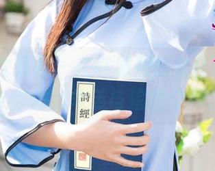 UGirls尤果网 – 在韩恩熙的女仆合集里，带你体验羊羔与狼的交界。