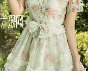 UGirls尤果网 – 听说齐贝贝的户外写真原图资源让小伙伴们嗨得飞起！
