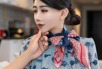 XINGYAN星颜社 – 林熙儿的短裙美图，想不想摸一摸的欲望在蠢蠢欲动