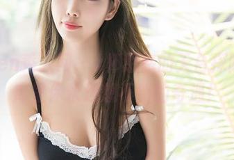 Xiuren秀人网 – z杯悠悠的天台探险，图库里你永远想不到的奇遇！