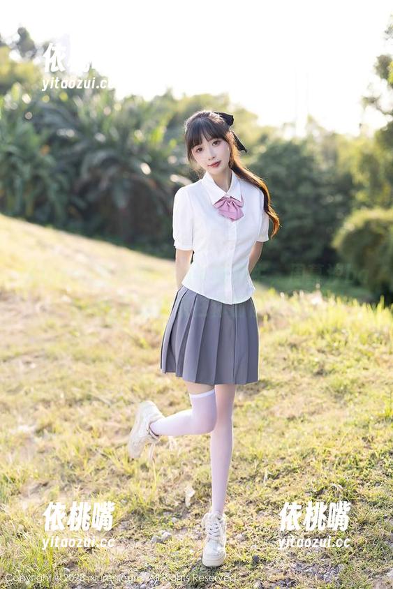 Xiuren秀人网-周慕汐baby Xiuren秀人网 - 奶牛呀奶牛,周慕汐baby的写真合集在你面前摇晃。