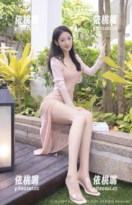 Xiuren秀人网-夏旖诺 Xiuren秀人网 - 夏旖诺的秘书,关键在这些美图上的姿态吧!