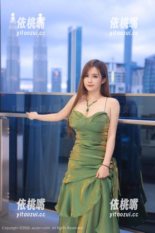 Xiuren秀人网 - 大美媚京的高清女友套图，怎么每一张都像P出来的！
