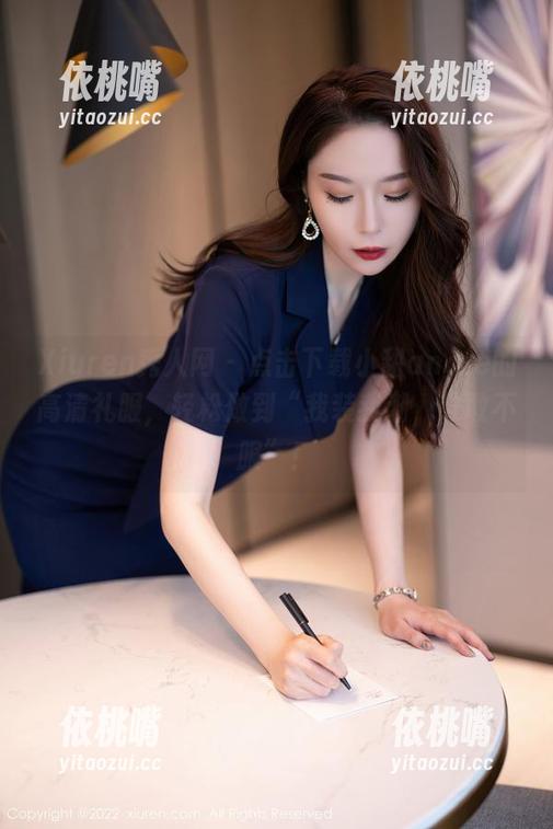 Xiuren秀人网 - 点击下载小甜angle的高清礼服，轻松做到“我装我潮，谁敢不服”！