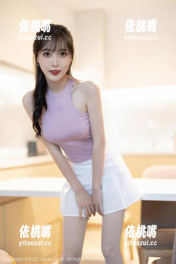 Xiuren秀人网 - 是小逗逗的睡衣图集来了，更新得让我想说，床上就是要这么慵懒才对吧？
