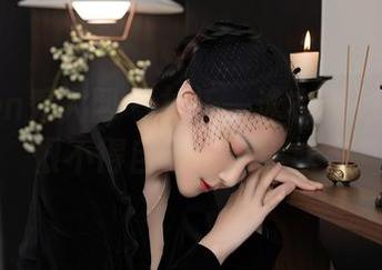 Xiuren秀人网 – 林乐一泳衣系列：看完恨不得自己也翻出泳衣