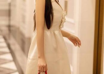 YouMi尤蜜荟 – 妲己_Toxic的蕾丝写真集：连纱布都要嫉妒的诱惑资源