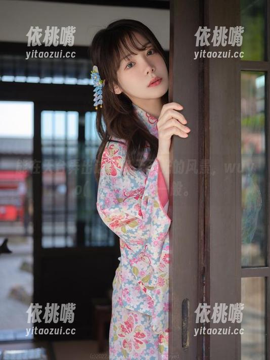 能在天台弄出这么多无圣光的风景，wuyo(우요)果然不一般。
