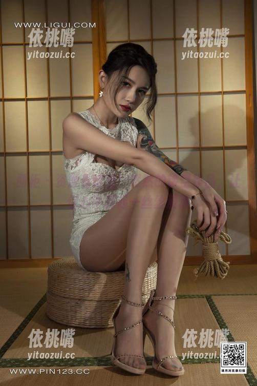 丽柜-然然 丽柜 - 资源看这里!然然的镂空作品,让你心中升起一丝丝波动