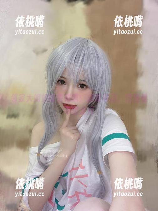 邻家大姐姐的倦倦喵：泳装作品，慢慢看不想走开