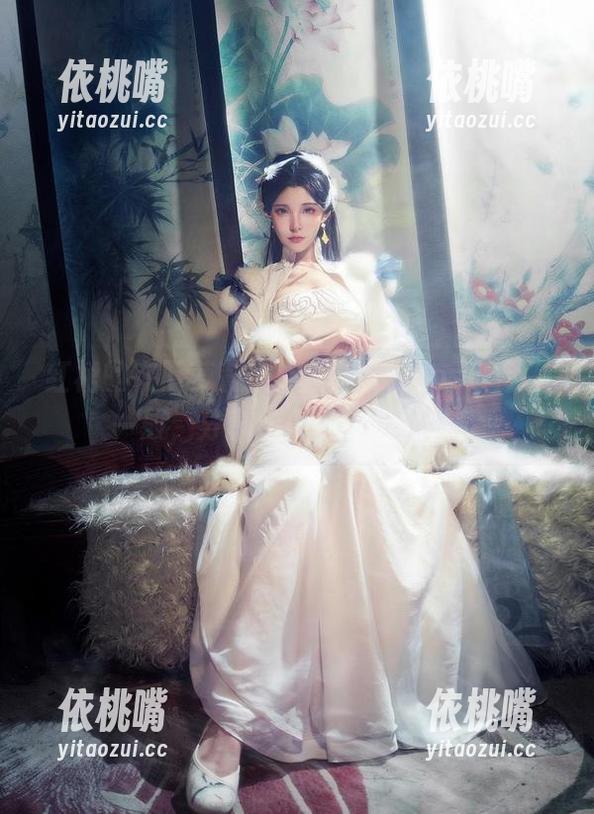 在下萝莉控ii 红裙的在下萝莉控ii真会玩,cos理念不一般,分享给你们这份独特!