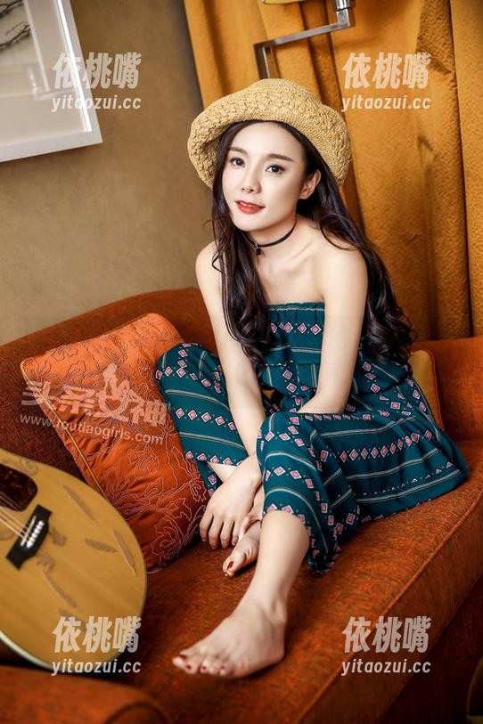 头条女神-杨曼妮 头条女神 - 找不到你的万圣节灵感?最新资源在这里,杨曼妮来帮忙!