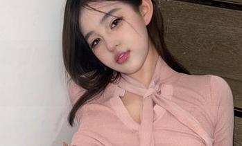 微密圈 – 最新的一组短裙美图，同步小优优子的俏皮与优雅。