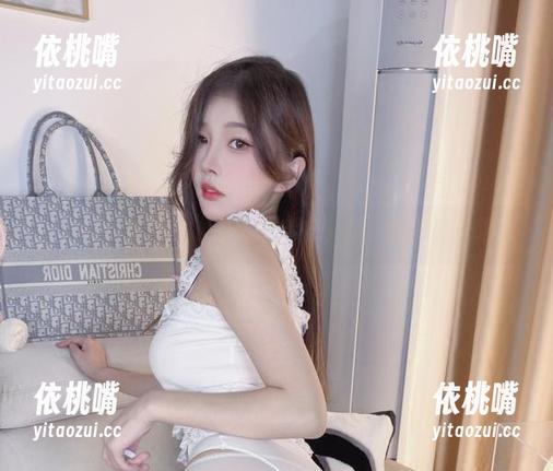 小小奶瓶儿 小小奶瓶儿的泳衣资源,来,我们重新来一遍