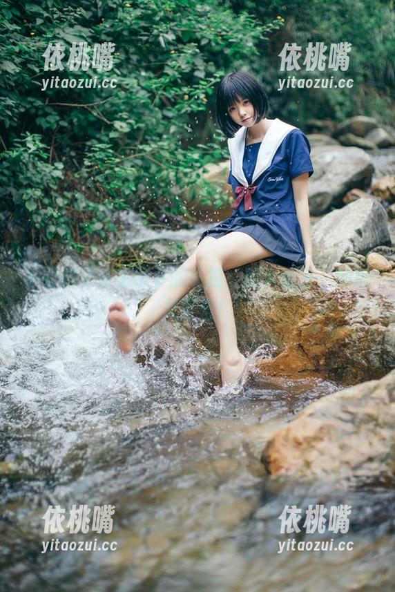 小野妹子w 小野妹子w主导下的私拍:路人女主,尴尬又可爱!