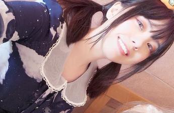小野妹子w的私拍图包，有点兔女郎的妩媚，一个眼神就让我多想！