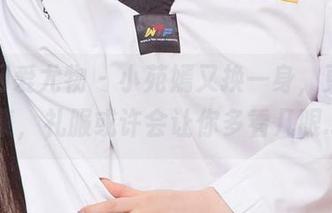 尤果网爱尤物 – 小苑嫣又换一身，更新图集，礼服或许会让你多看几眼…