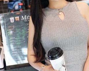 尤蜜荟 – 体操服+合法萝莉=运动场上的神奇化学反应！图片能不能稍微多些给我？