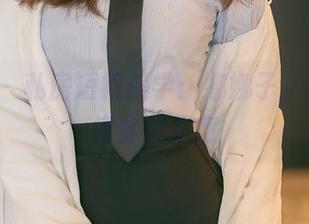 尤蜜荟 – 私房短裙美学：娜娜子yy教你如何穿出新意