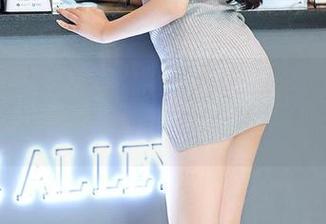 尤蜜荟 – 易阳带你飞，原图里的熟女轻松驾驭人生