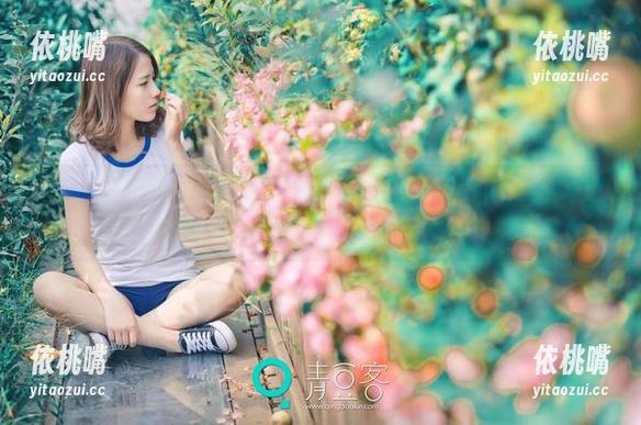 推女神-柠檬c_lemon 推女神 - 柠檬c_lemon的灰丝套图高得一批,犹如一阵风让我无处不在,难以自持。