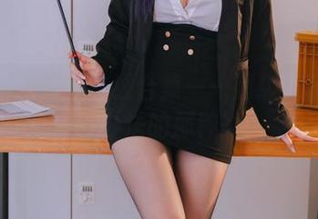 日奈娇的居家在线合集——超级无聊但又没办法的那种。