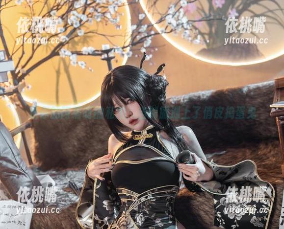 是你的阿薰呀 是你的阿薰呀的私拍:当制服遇上了俏皮捣蛋鬼