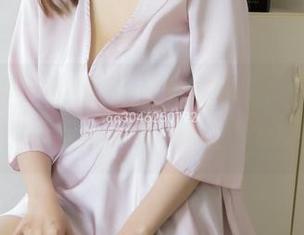 梦丝女神 – 晓晓的白色太纯净，在线原图看得我完全不敢respirate。