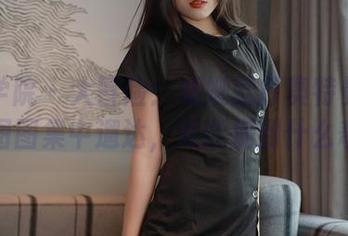 模范学院 – 大冒险：姗姗就打奥特曼在天台美图图集中遛达，她能捉到什么奇葩？
