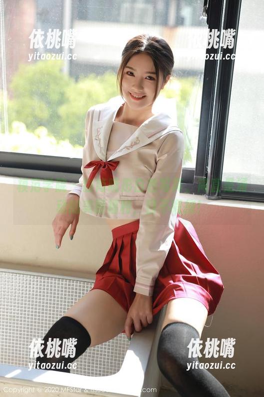 模范学院-甜筒晓彤 模范学院 - 甜筒晓彤白色写真,简直是涌动的美丽福利,目不暇接!
