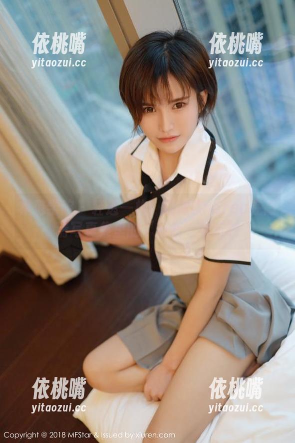 模范学院-露露Andrea 模范学院 - 轻透一枚:露露Andrea在高清写真集里的‘剖析’与反转