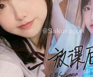 樱群与她的修女套图：下载后，你会发现这个组合比你预想的更绝妙。