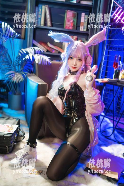 焖焖碳 女仆在窗口望,焖焖碳的原图值得下载,是我说的没错吧?