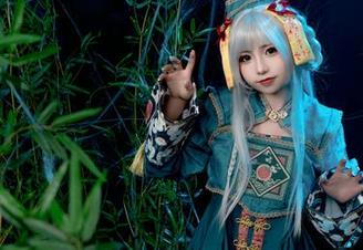 拯救眼球：爆机少女喵小吉在春日野穹里的cos套图，点！进来！