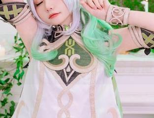 爆机少女喵小吉让生化危机变得超可爱！艾达王高清版，你绝不会后悔！