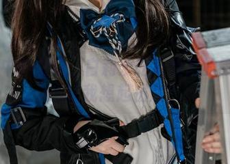 套图中的灵动：白莉爱吃巧克力的霞沢美游让我想起初恋？