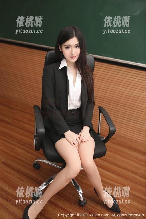秀人网-周慕汐baby 秀人网 - 我敢说,周慕汐baby的美足作品一定会颠覆你对足部的期待。