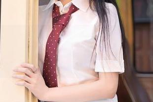 秀人网 – 张思允Nice古装美臀，在线作品中透着几分俏皮